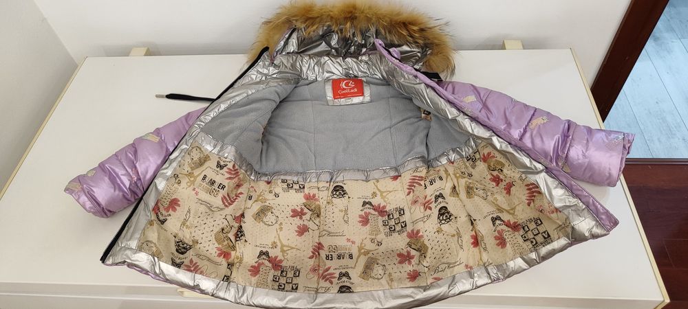 Продам зимнюю куртку на девочку