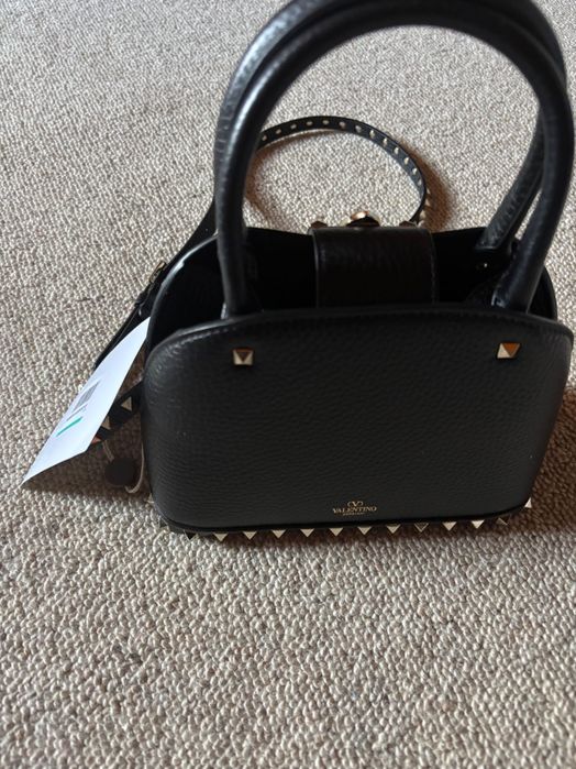 geanta valentino garavani