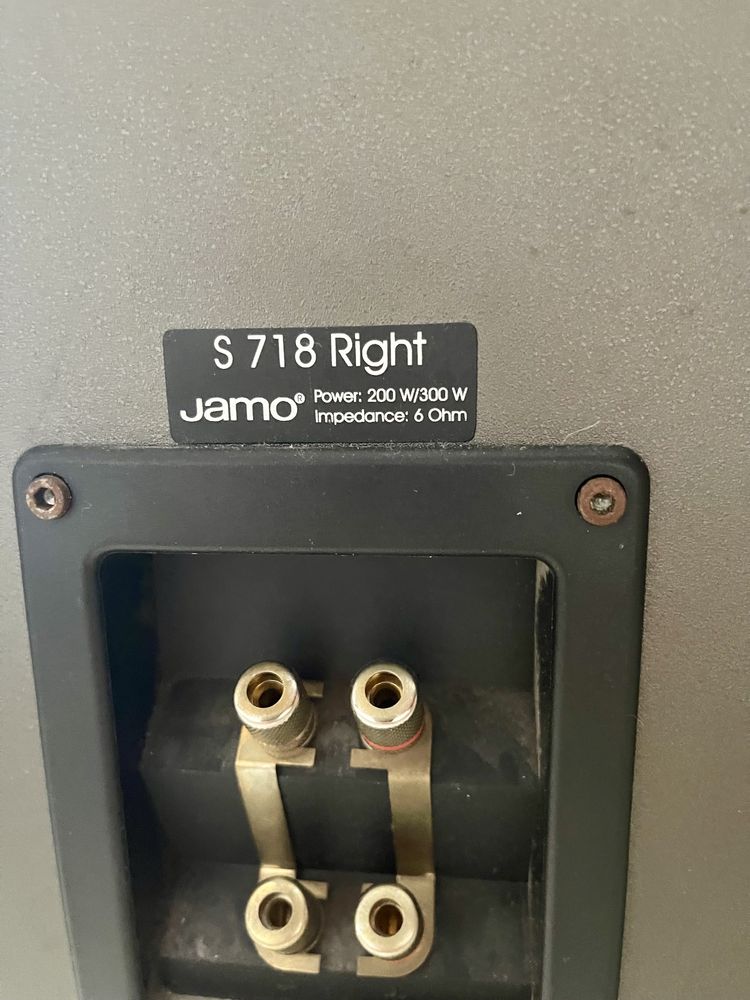 Boxe Hi-Fi Jamo S718 300w cu subwoofere 10" incorporate