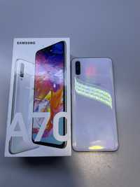 Телефон Samsung a70 128g