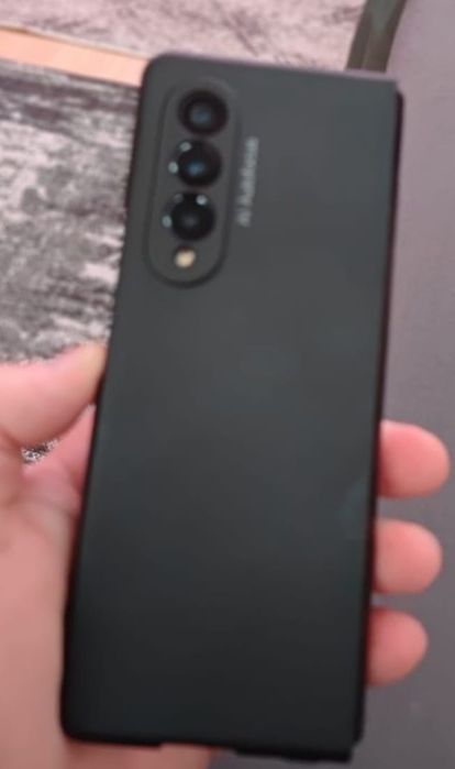 Samsung Galaxy Z Fold 3
