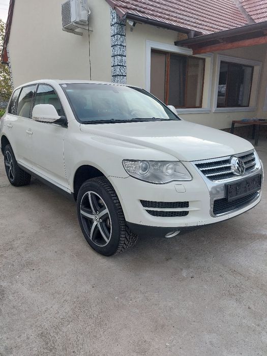 Volkswagen Touareg an 2009 3.0 TDI