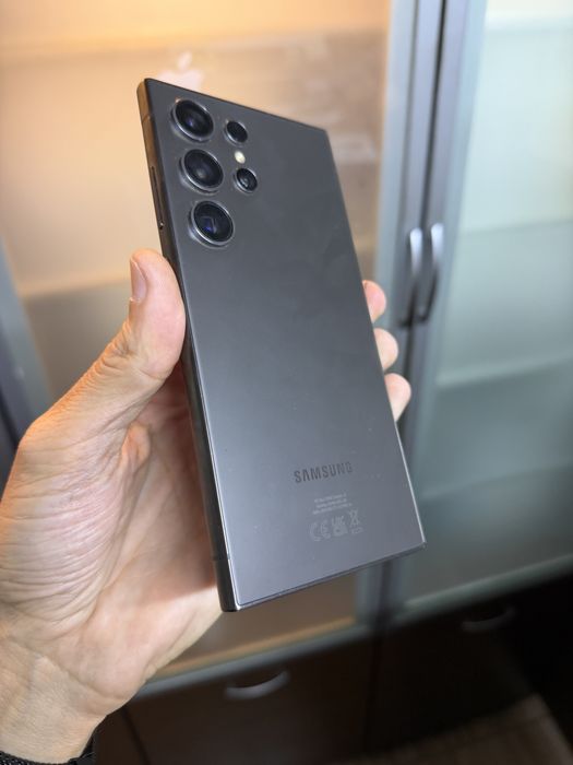 Vand Samsung S24 Ultra 256Gb Black