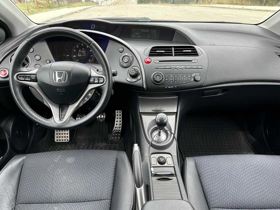 Honda Civic 1.8 i-VTEC