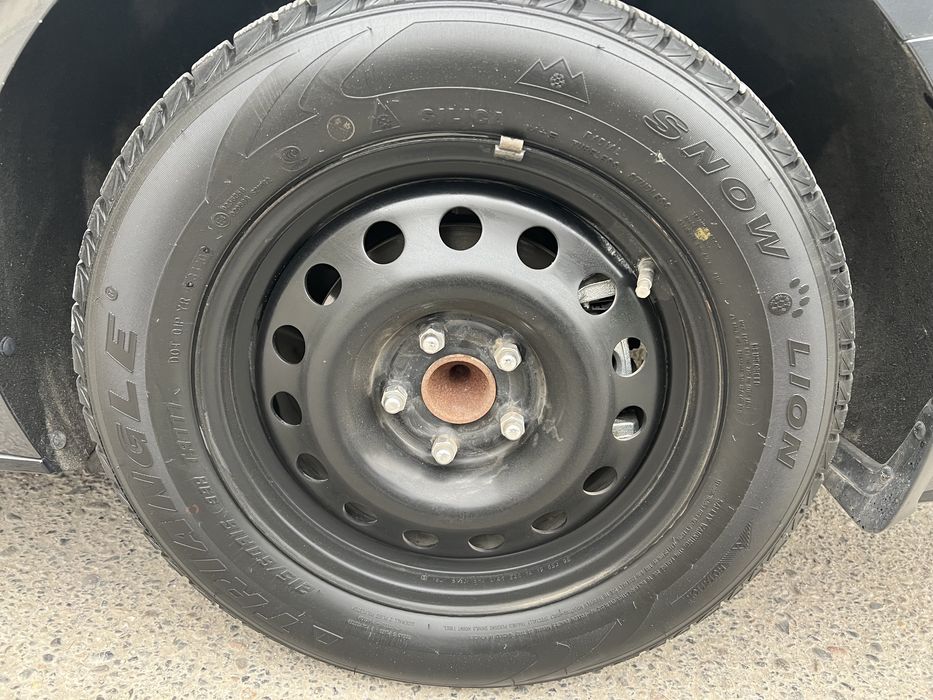 Зимние шины с дисками в сборе