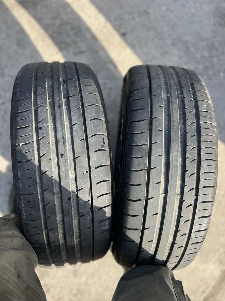 Летни гуми 215/50/18 Falken DOT21 с 7.7 мм грайфер.Цената е за двете .
