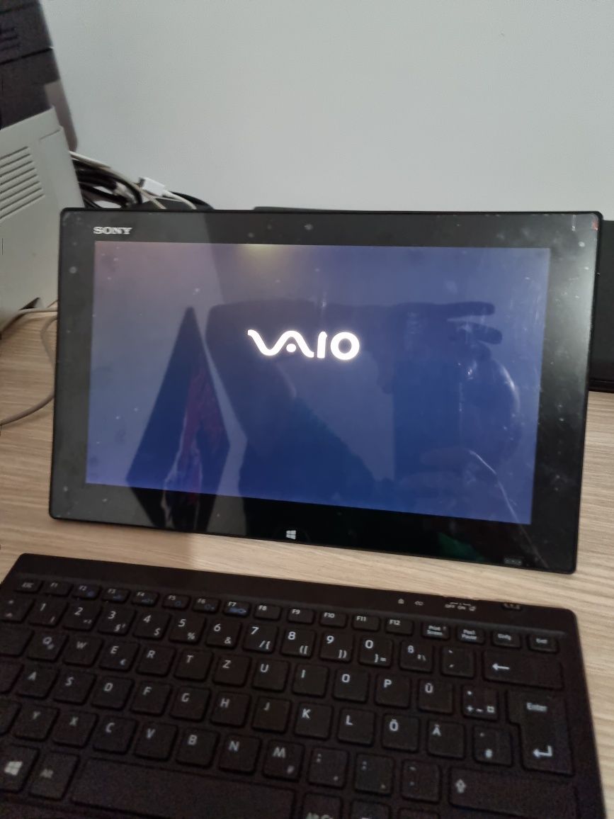 Sony Vaio TOUCHSCREEN i5 SSD 256 gb 2 IN 1