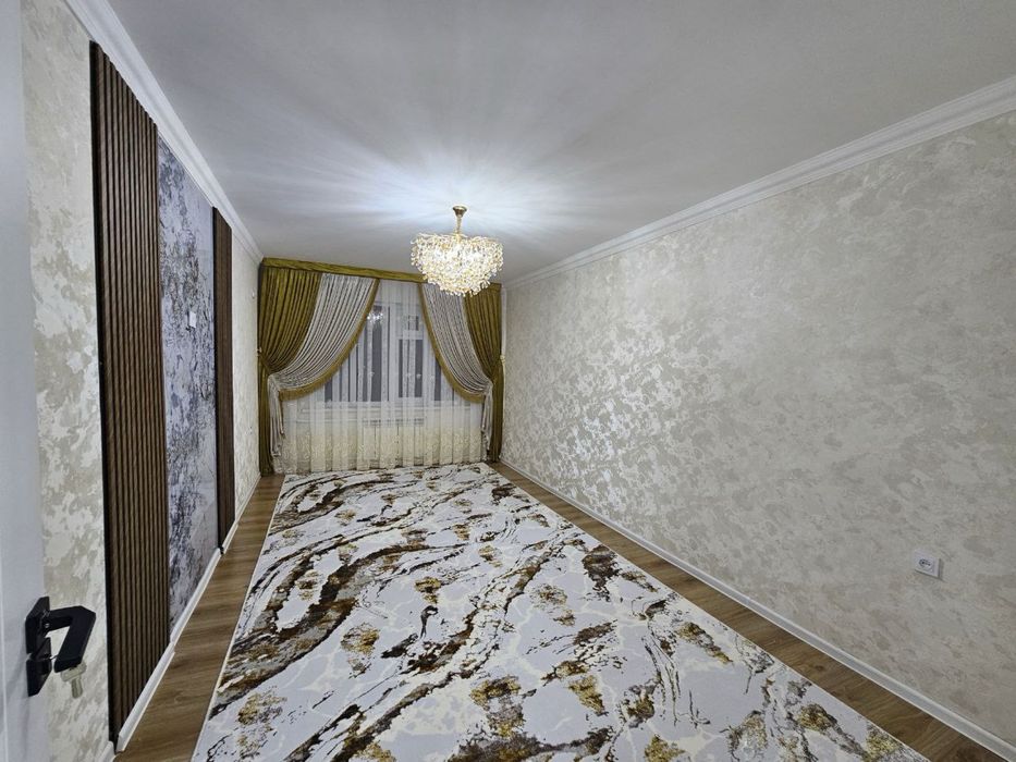 Sagdianada 3 xona kvartira sotiladi