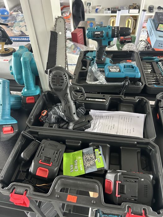 Drujbă electrica cu acumulator 6 inch, 2 baterii și lanț de rezervă