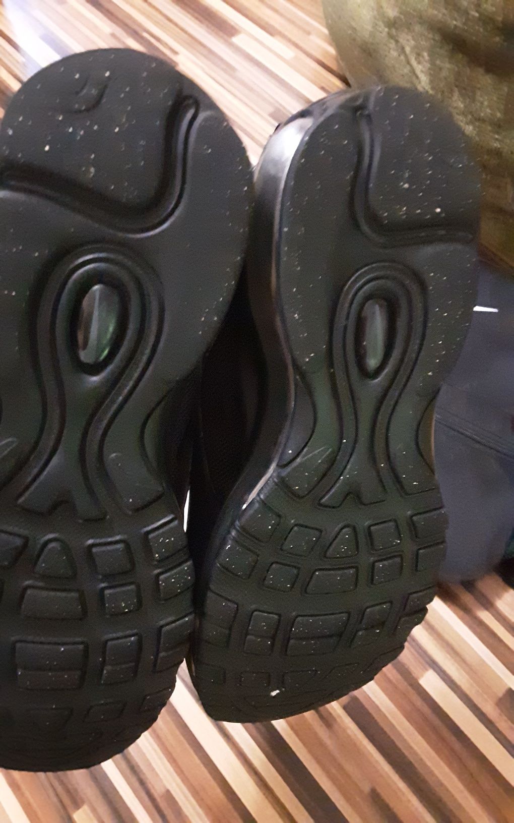 (36,5) NIKE air max 97 оригинални маратонки