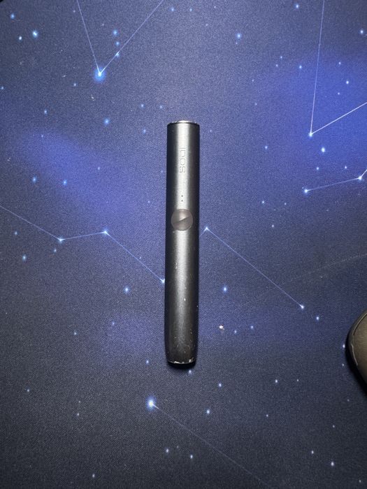 Vand Iqos Iluma cu stilou