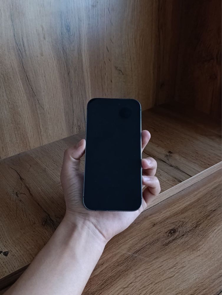 Iphone 14 pro 128/77