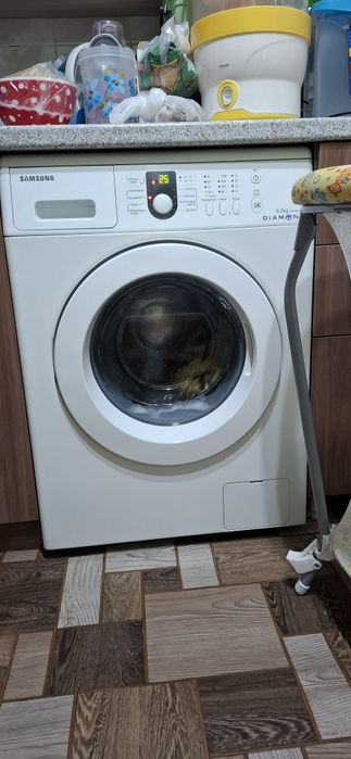 Машинка стиральная Samsung на 6 кг