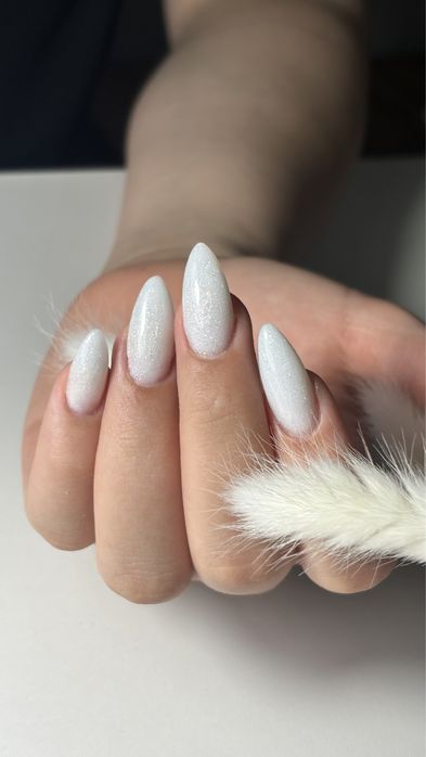 Нужны модели на маникюр и наращивание ногтей