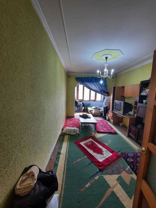 СРОЧНО!Продается 2 хона, 60м2 квартира в центре города.Тахтапул