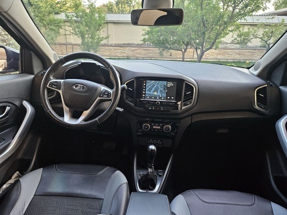 Lada Xray Cross 1, 6Nissan mator