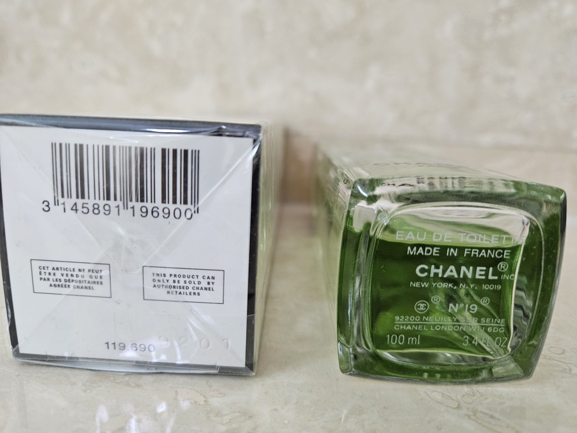 Apa toaleta Chanel no 19 edt aprox 80ml