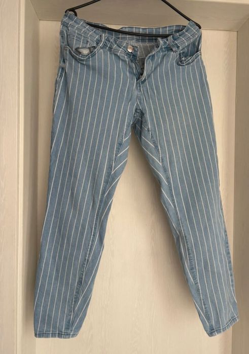 Blugi elastici de dama cu dungi