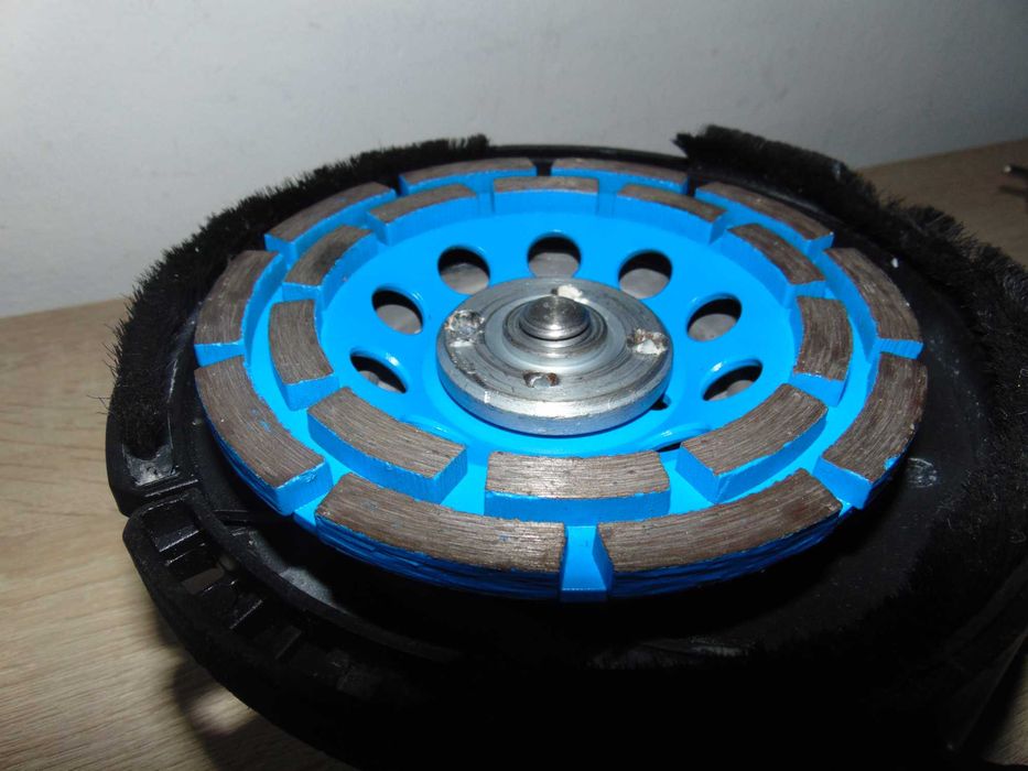 Bosch GBR 15 CAG masina de slefuit beton 2024