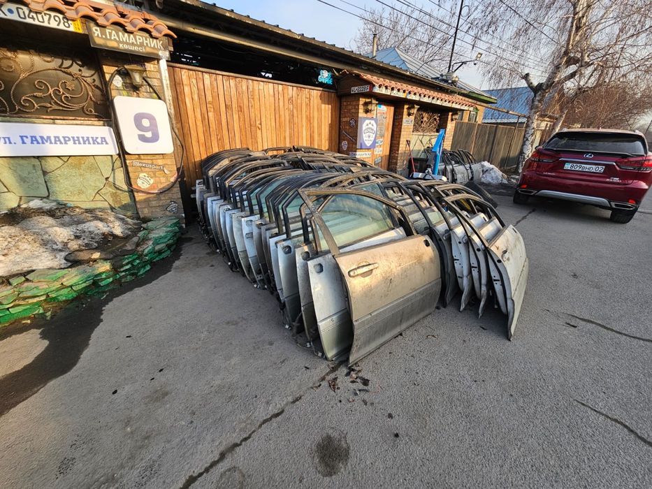 Двери на RX300 с98 по 03 год