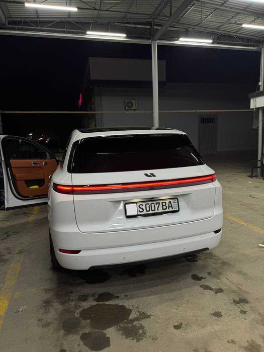 Li 7  ULTRA sotiladi