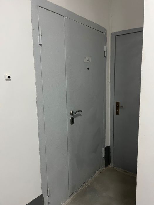 Продам входные двери