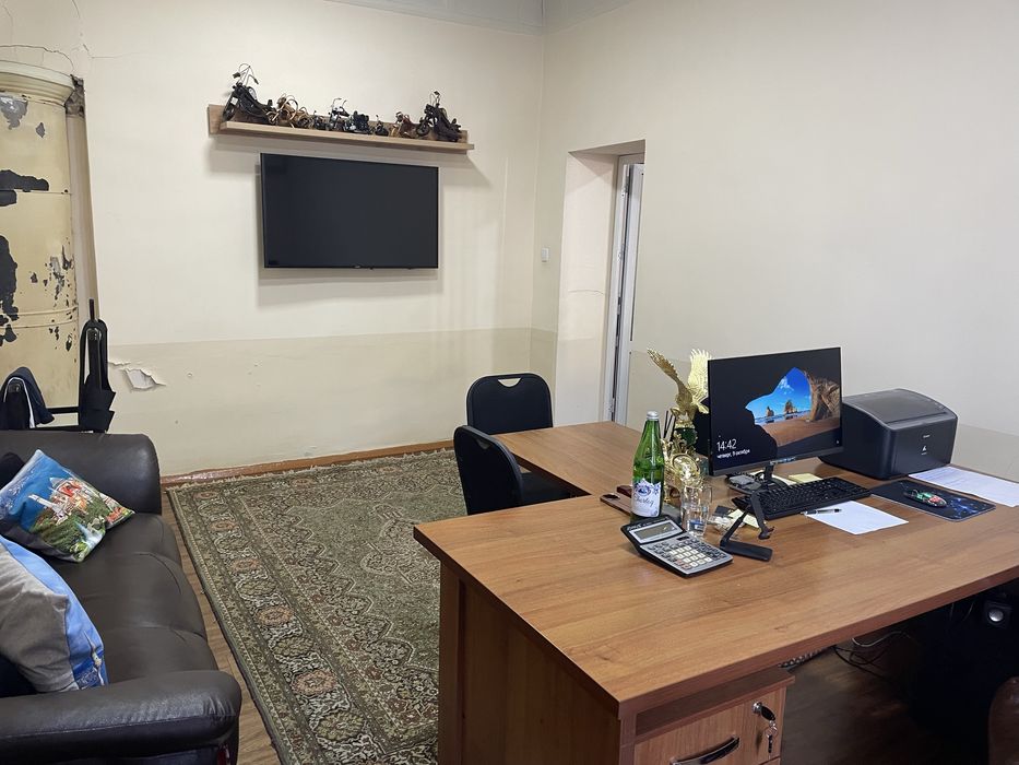 Сдаётся помещение в аренду — 2 комнаты, 80 м²