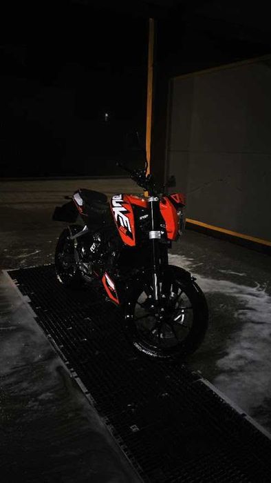 KTM Duke 125 ABS 2015 (A1 / 16 ani) – stare impecabilă