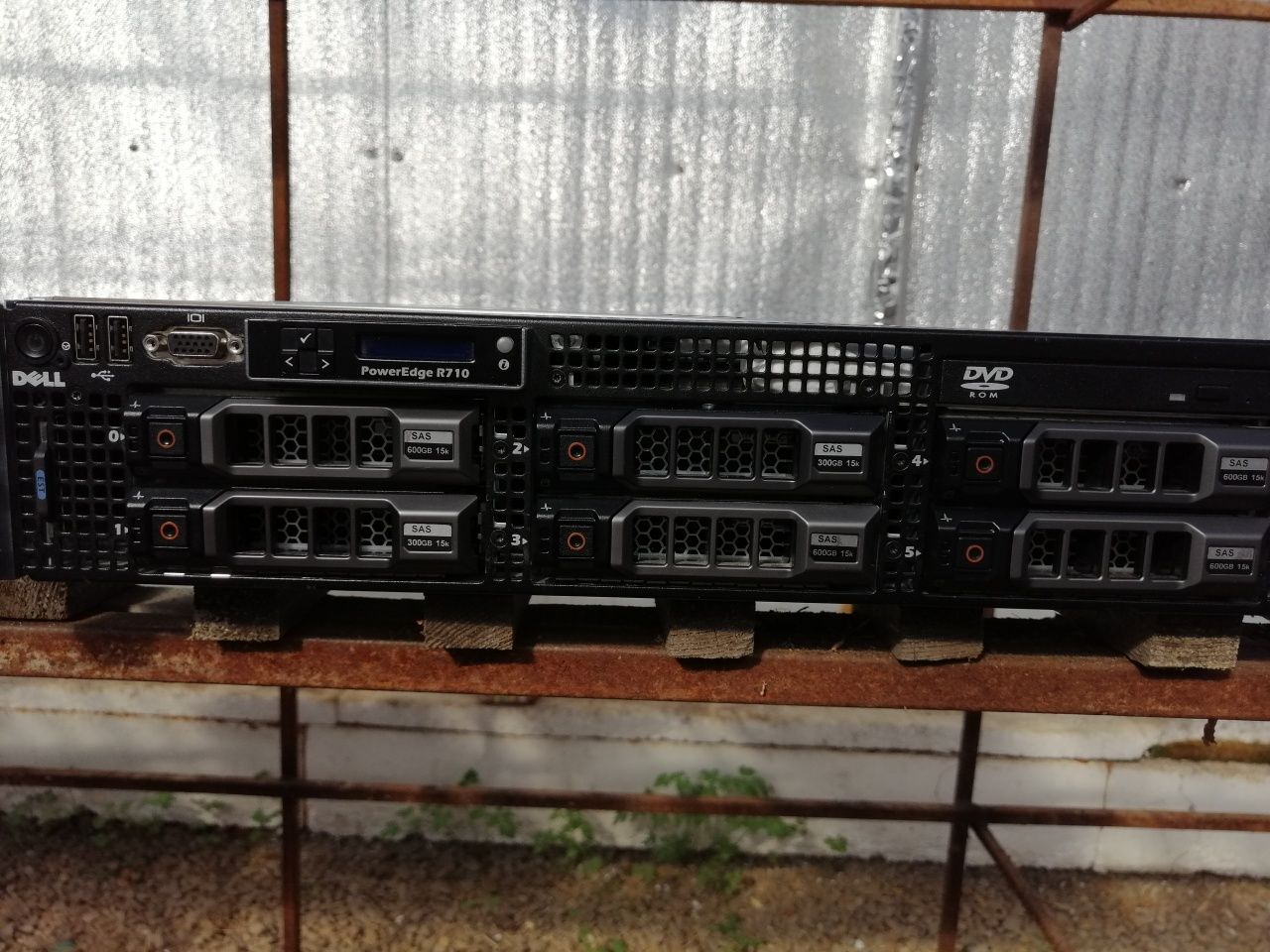 Сервер Dell r710