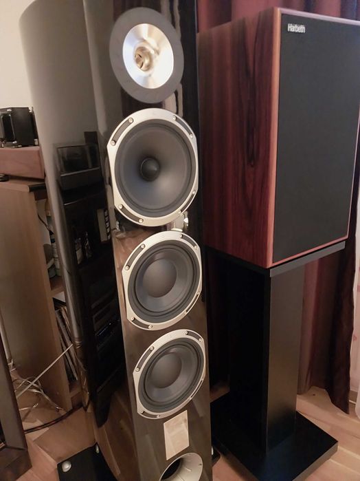 Boxe Triangle Magella cello  impecabile