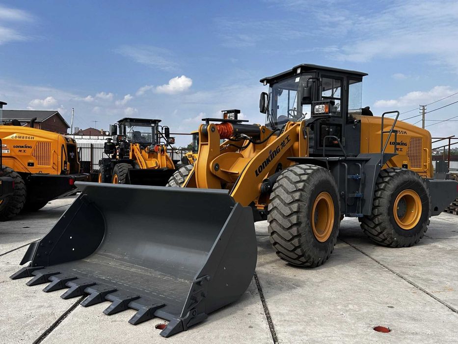 Погрузчик фронтальный