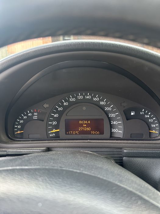 Mercedes c class w203