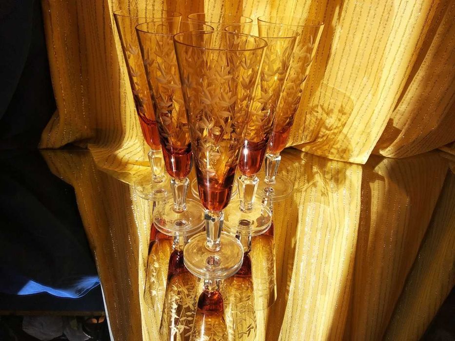 Фужеры Весна янтарного цвета. Редкость