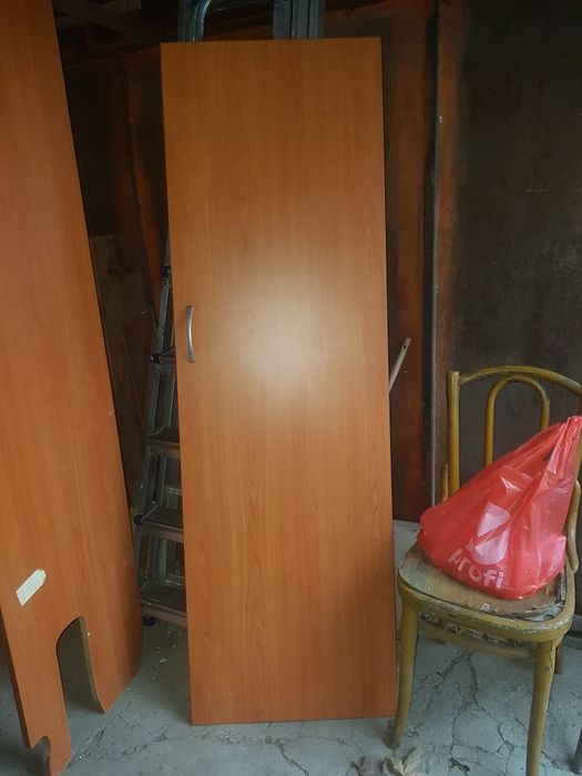 Vamd masca de centrala Yunkers culoare cires  300 lei