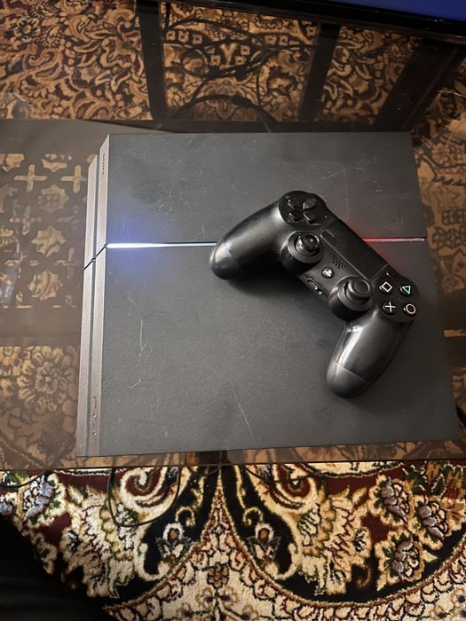 Playstation 4 СРОЧНО!