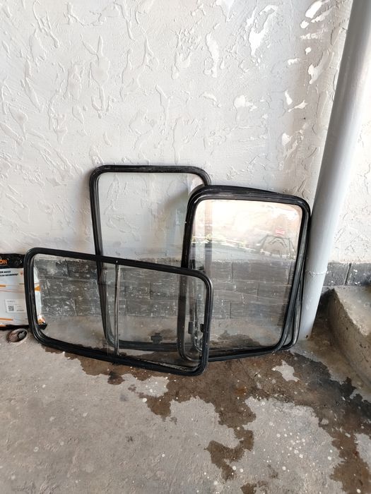 Продается стекло на авто Дамас