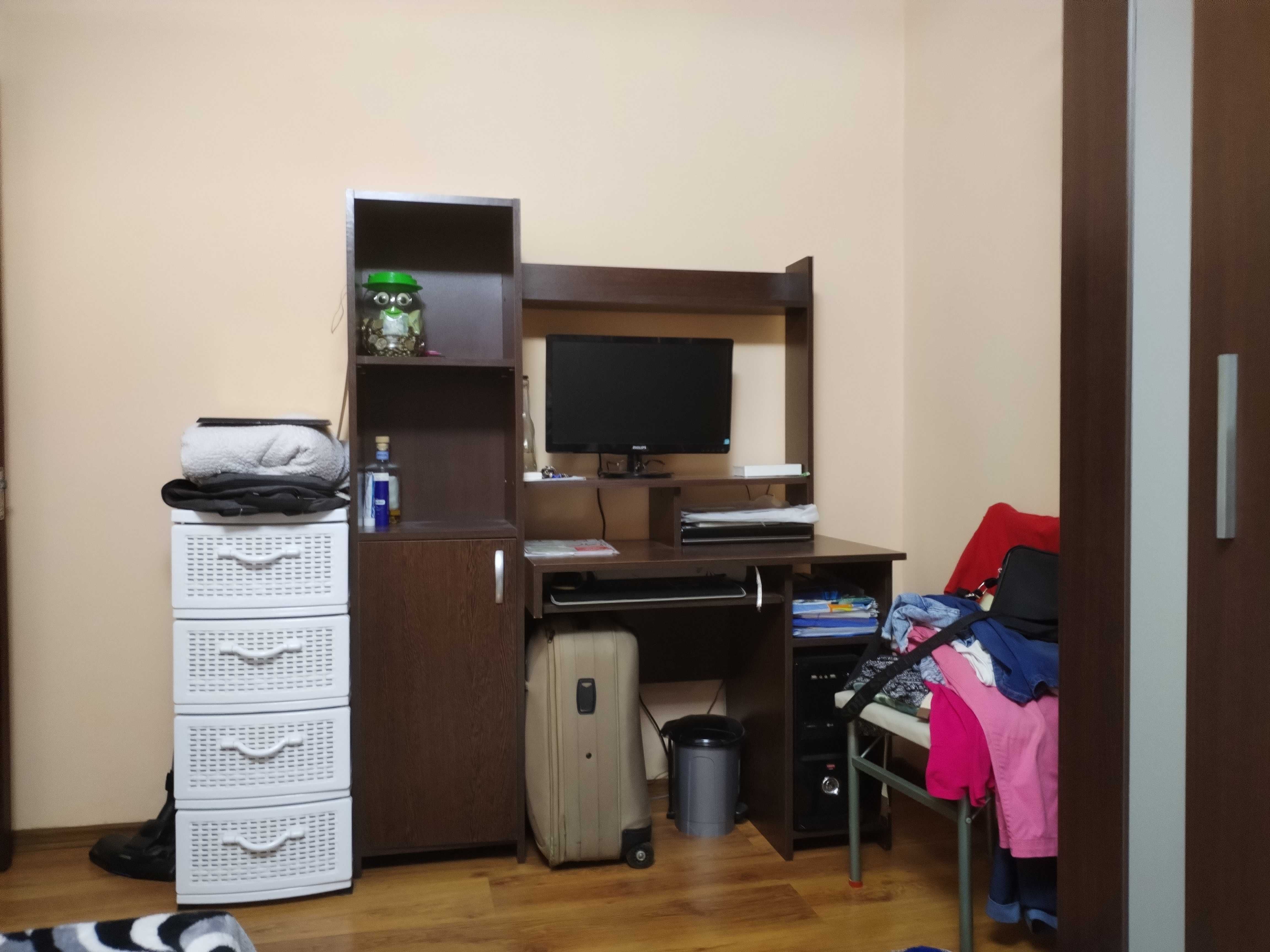 Vând birou braila stare buna