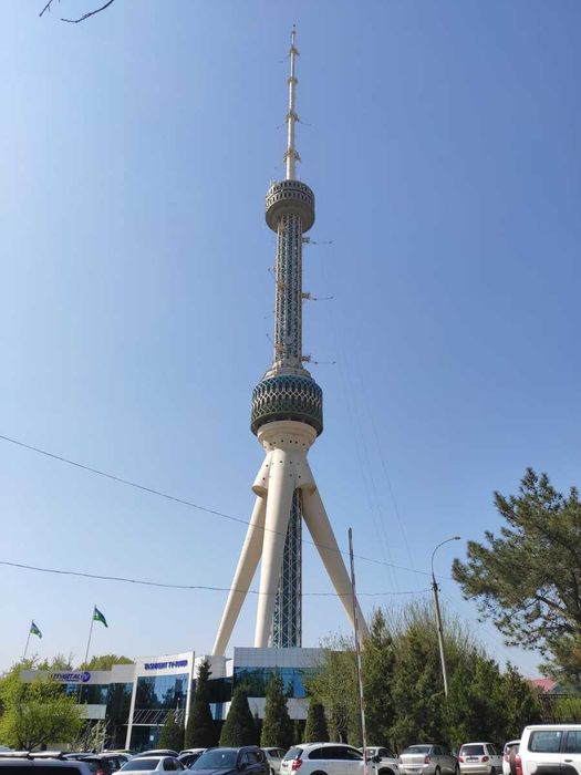 Срочно продаётся 2 комнатная квартира рядом с беш козон. Зур локация.