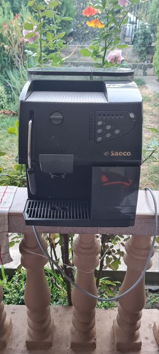 Saeco  кафе машина