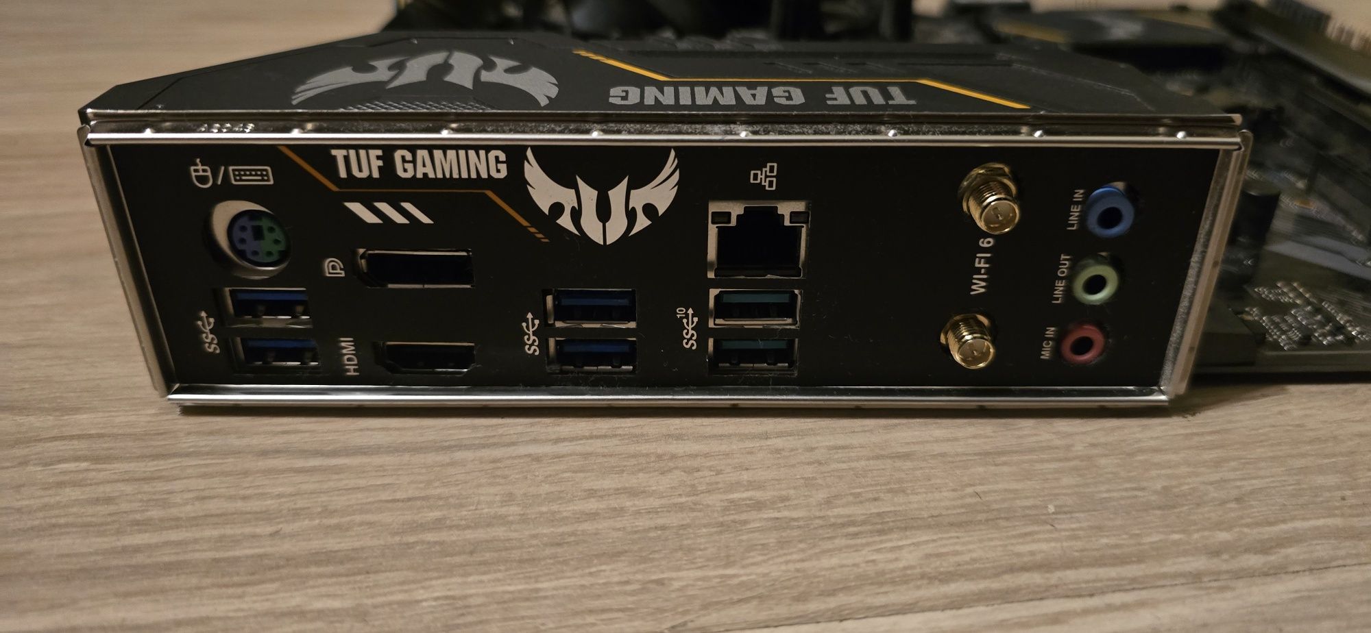 I5 - 10600 + Asus Tuf Gaming B460 Pro WiFi