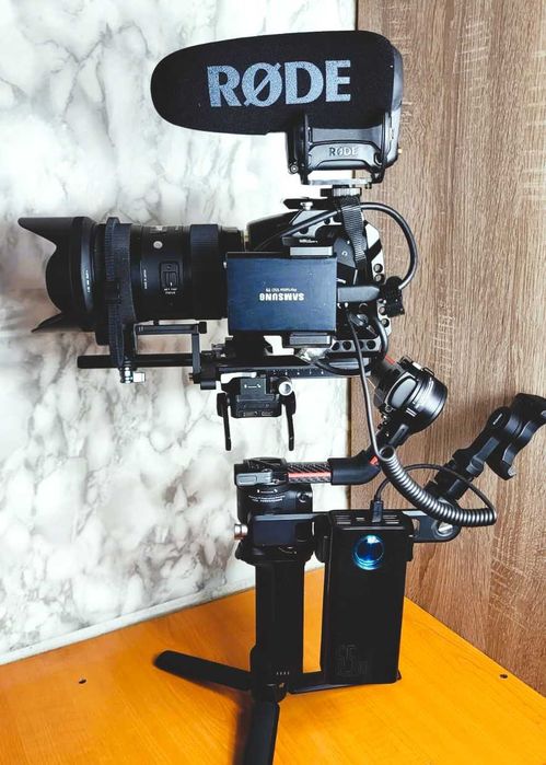Camera Blackmagic Pocket Cinema Camera 6k+Gimbal DJI RS2 Pro+MulteAlte