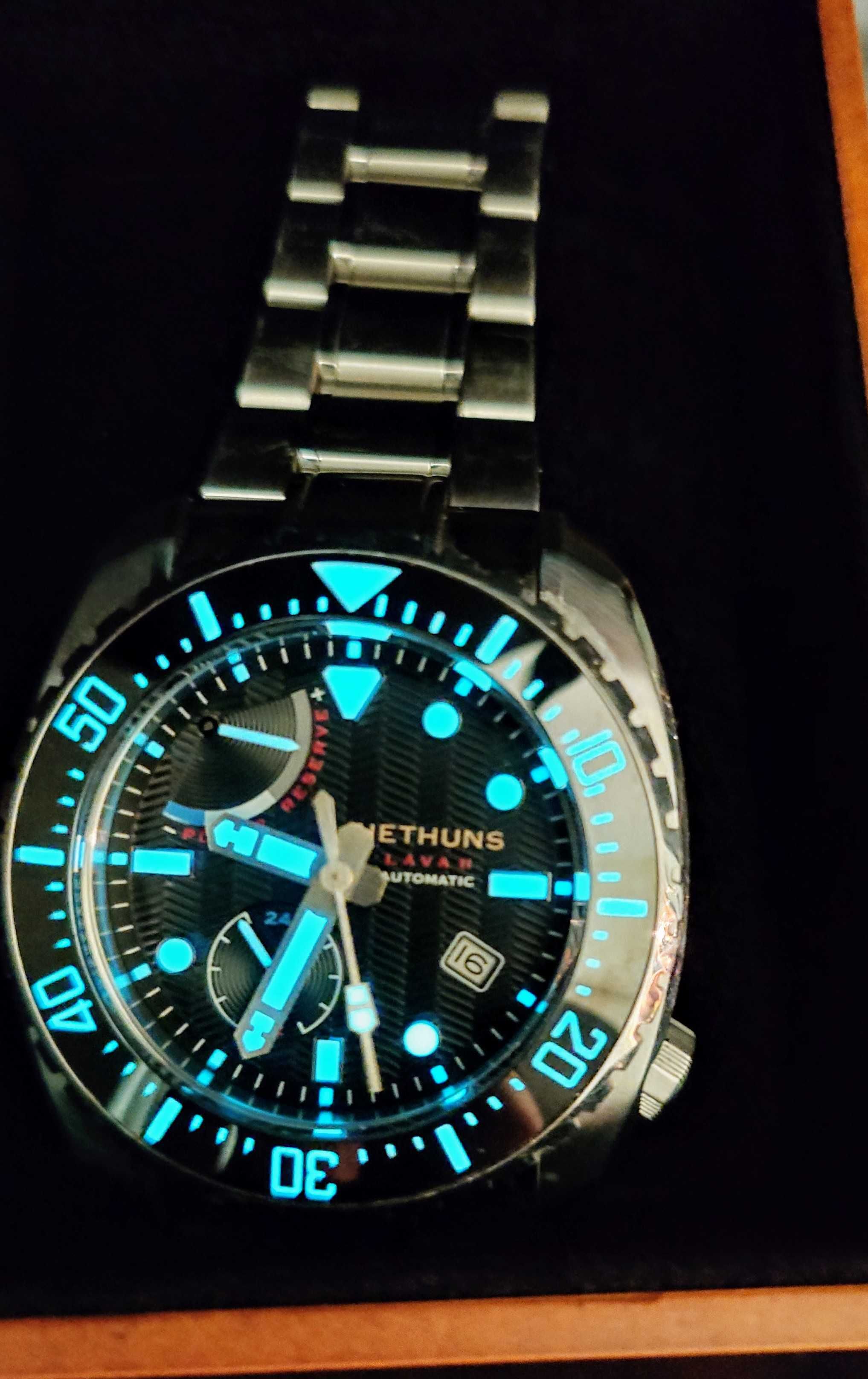 Nethuns /Citizen Lava 2 Power reserve Limited edition