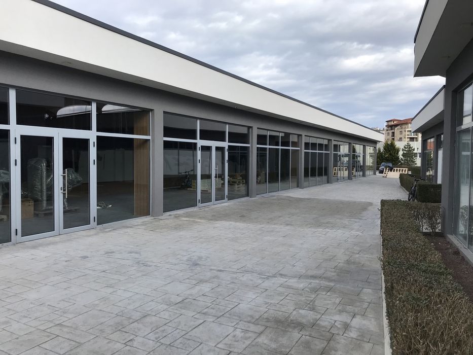 Валето профисионално почистване на прозорци витрини етал бонт и много