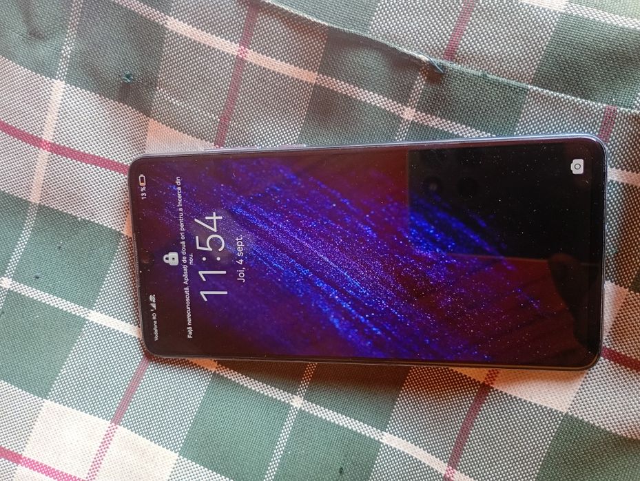 Huawei P30 liber rețea perfect functional