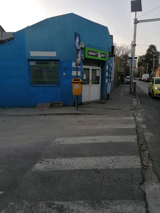 Inchiriez spatiu conercial.