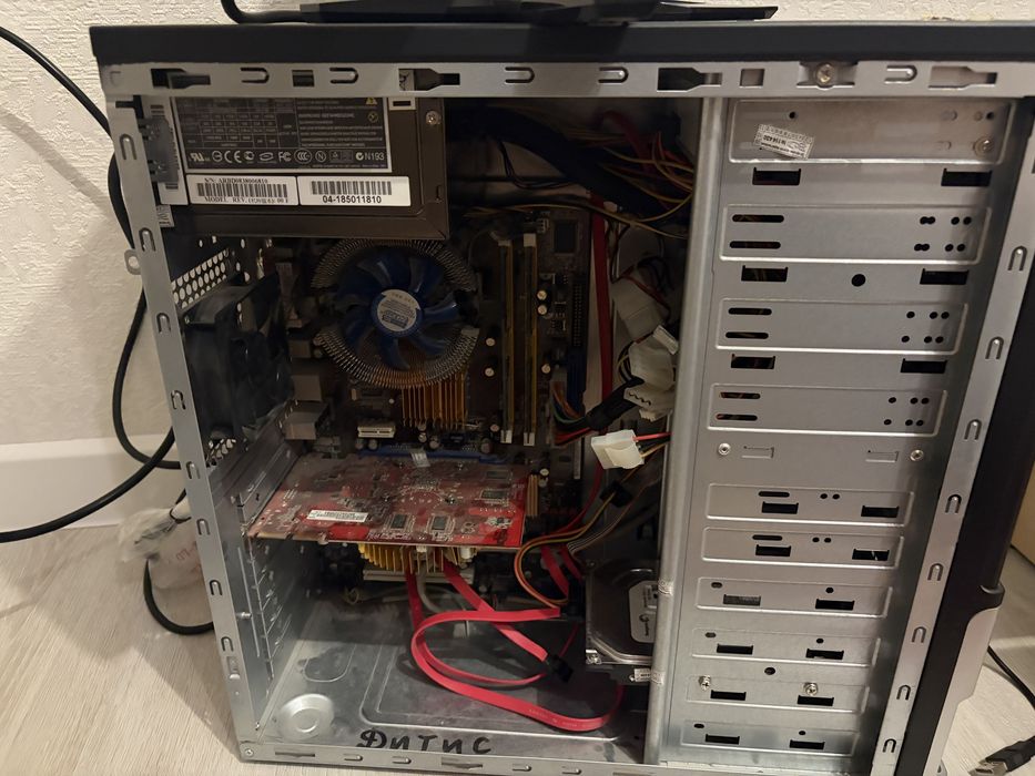 Системный блок- на запчасти