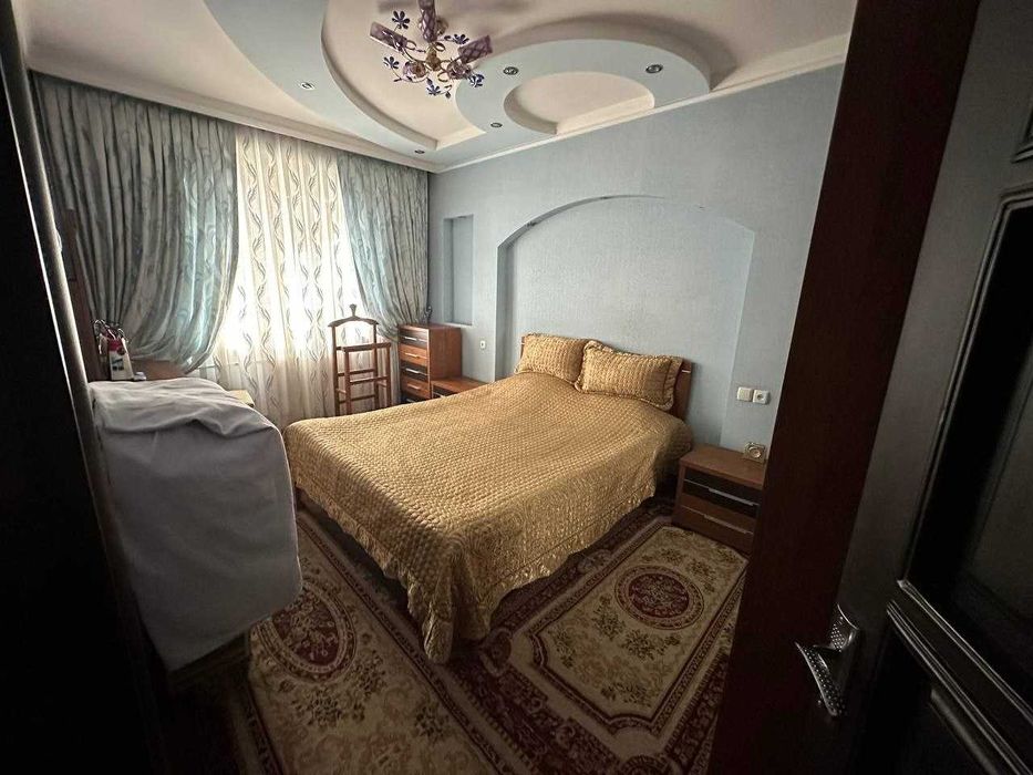 Срочно квартира сотилади ц12да 3/3/5