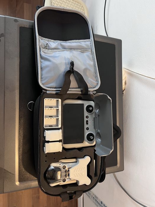 DJI Mini 3 Pro + Fly More Combo