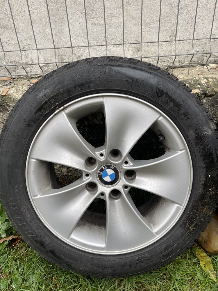 Vând jante BMW + cauciucuri iarna 205/55/R16