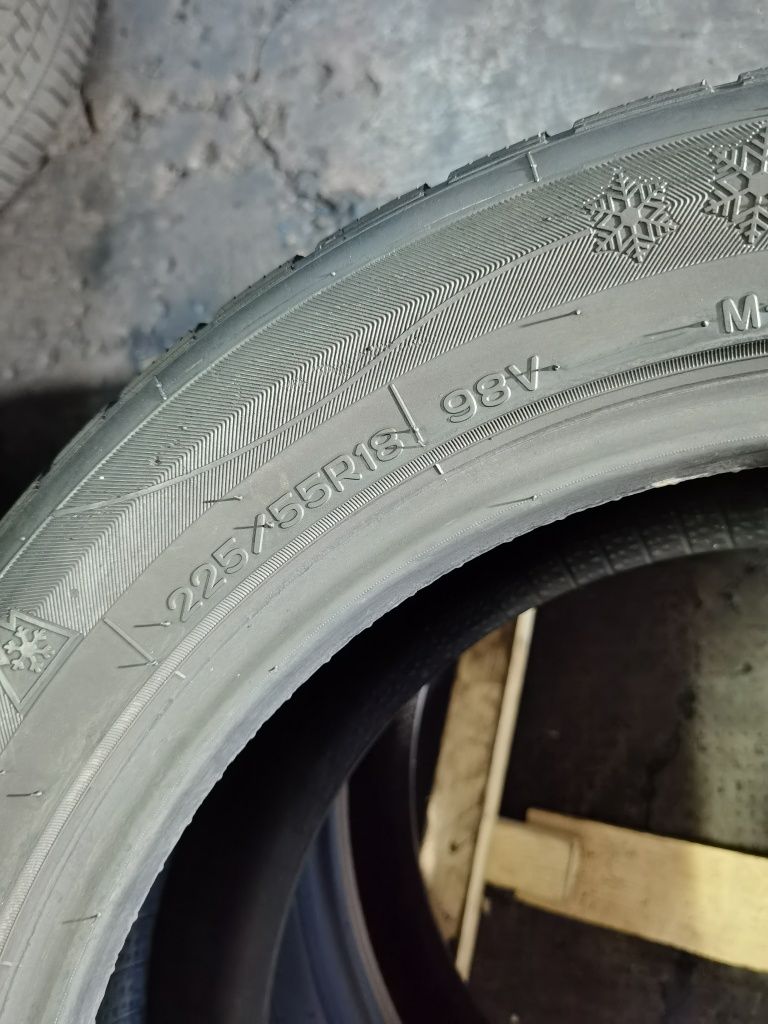225/55R18 98V Nankang  6,1mm   DOT19